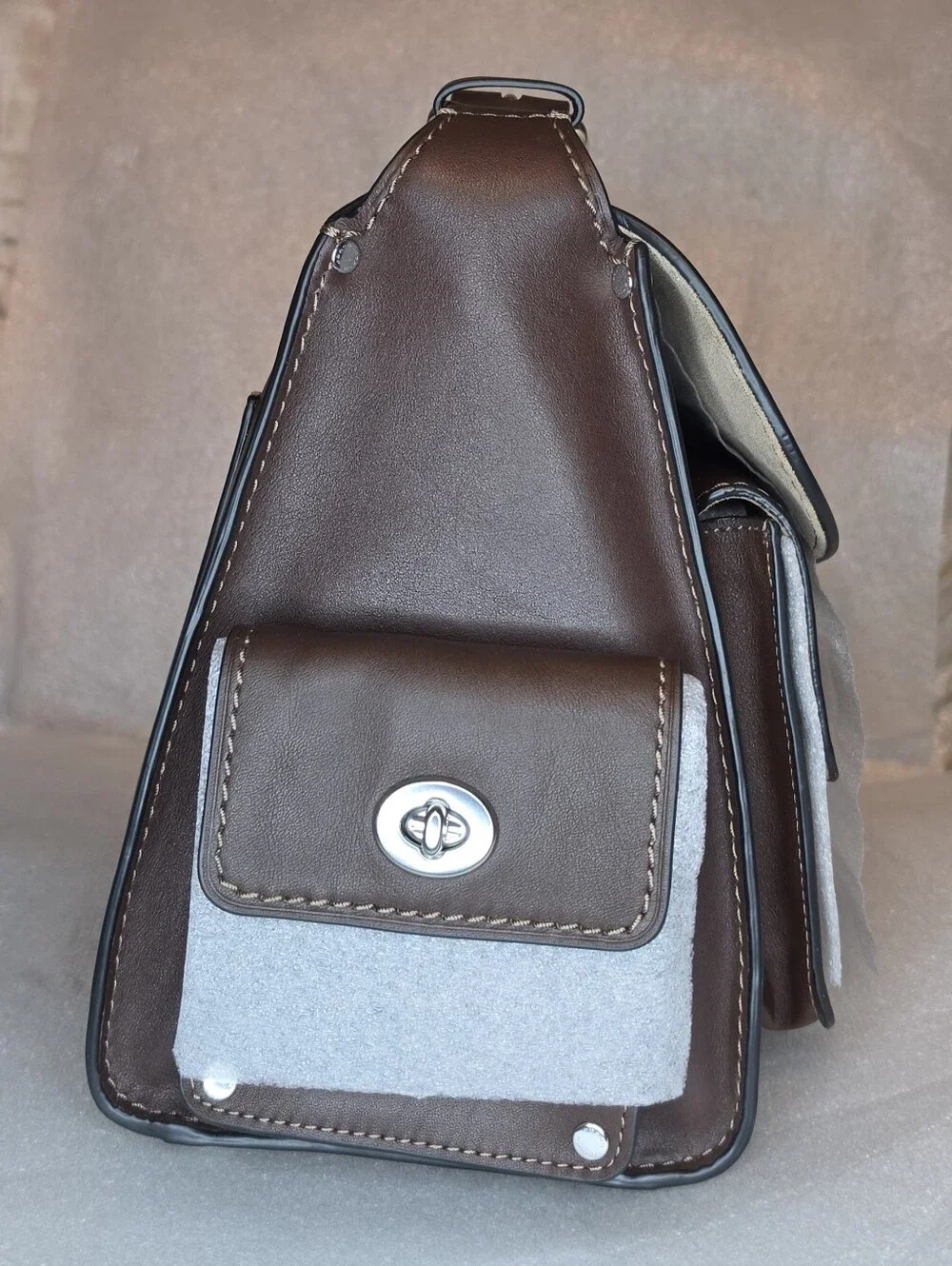 COACH CARGO TURNLOCK TABBY 36